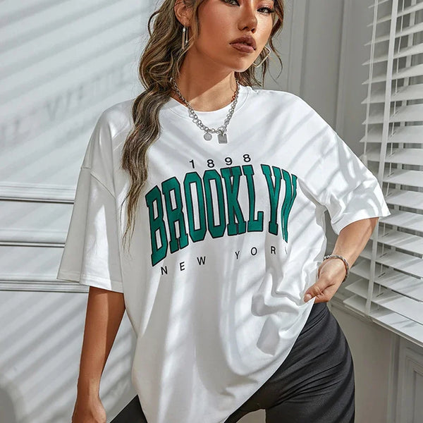 1898 Brooklyn New York Print Oversized T-Shirt